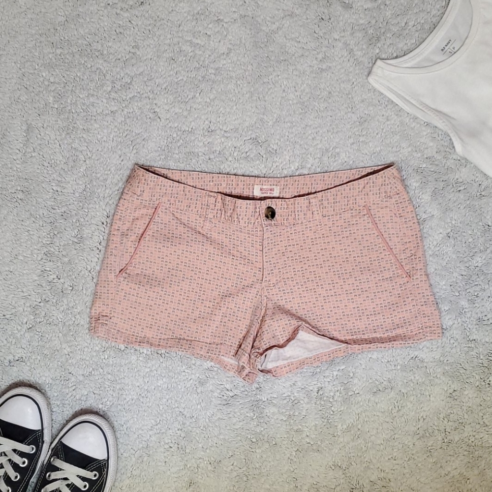 💥3/$10💥Pink Mossimo butterfly shorts